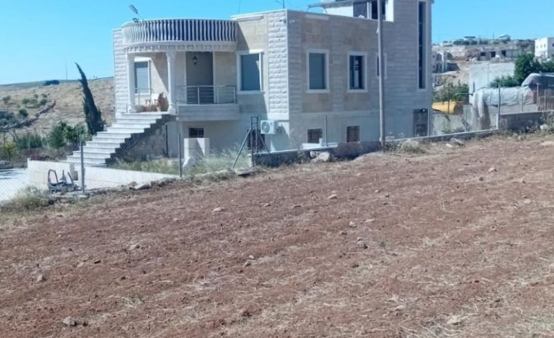 الاحتلال يهدم منزلًا في مسافر يطا