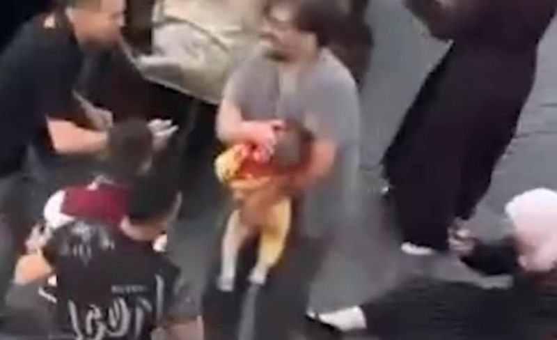 توثيق للحظة قتل الاحتلال الرضيع سام ابو هيكل في الخليل