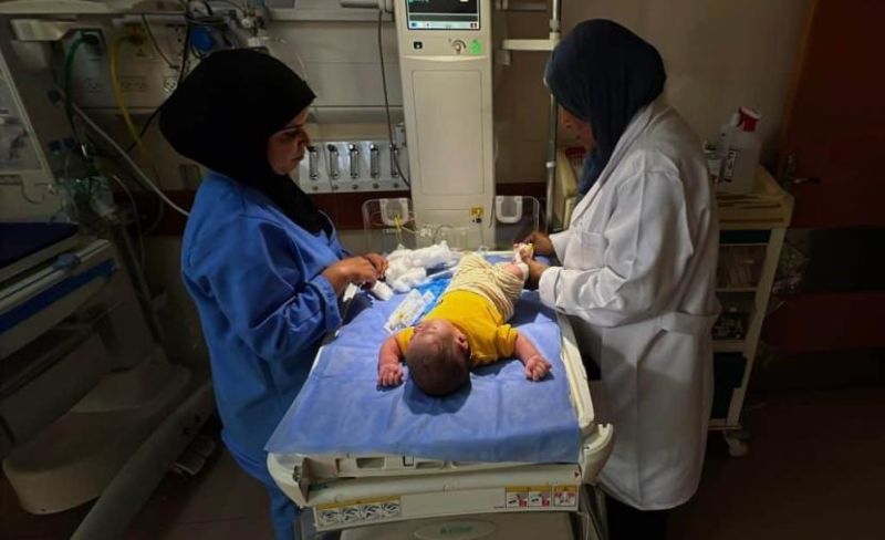 قيود الاحتلال تضع مستشفيات غزة على حافة الإغلاق