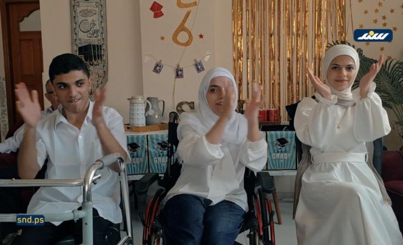 رغم الحرب والتهجير..3 توائم من غزة يصنعون قصة نجاح ملهمة