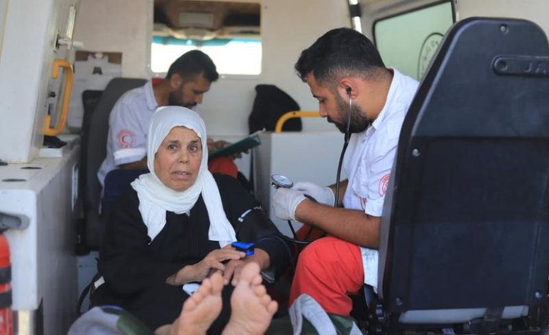 مغادرة 25 مريضاً للعلاج خارج غزة