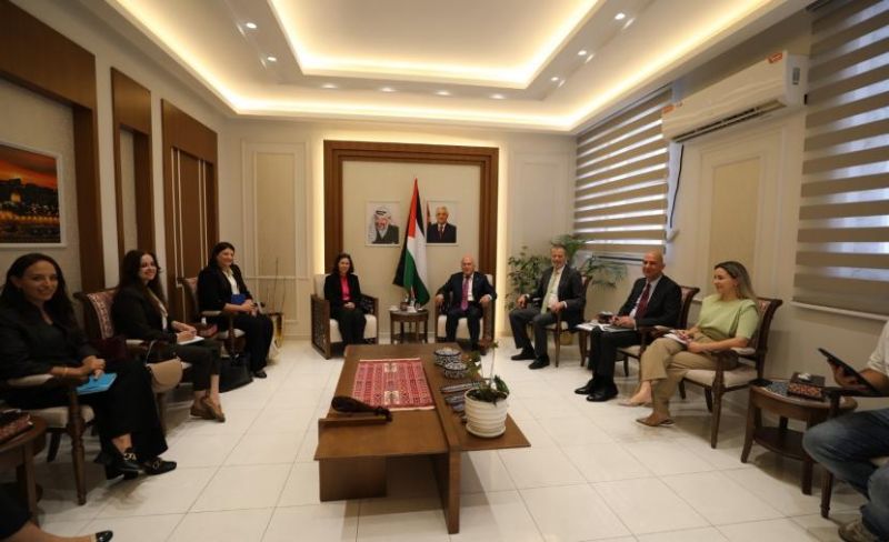 مباحثات فلسطينية أوروبية لدعم الاقتصاد الوطني