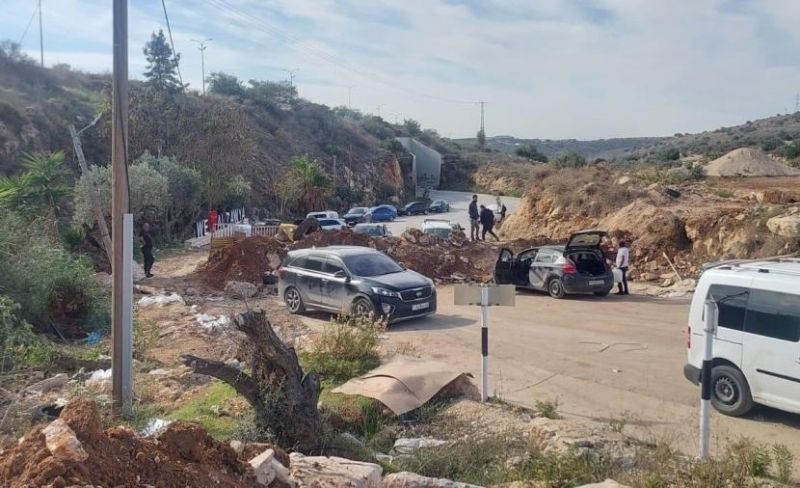 إغلاق مدخل سلفيت الشمالي يعيق الخدمات الصحية