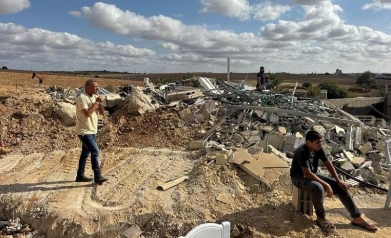 شرطة الاحتلال تهدم منازل ومنشآت بقرى النقب