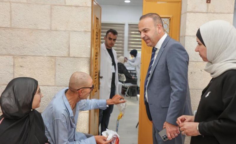 إطلاق "حياة.. نبض أكتوبر" في الخليل بمشاركة 300 طبيب