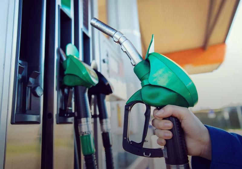 نقابة أصحاب المحطات لراية: أزمة وقود خانقة تضرب الأسواق.. والمديونية العالية والتقنين الإسرائيلي خلف الإغلاقات