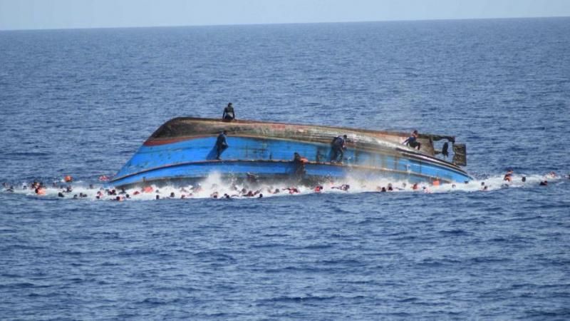 فقدان ما لا يقل عن 13 تونسيا بعد غرق مركب مهاجرين قبالة بلادهم