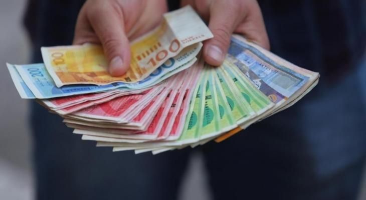 العملات مقابل الشيكل: الدولار 3.04 الدينار 4.28 اليورو 3.47