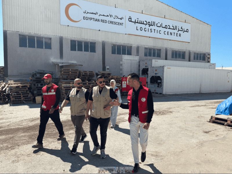 وفد جمعية روابي يزور العريش برفقة الهلال الأحمر المصري لبحث آليات توسيع الاستجابة الإنسانية في غزة