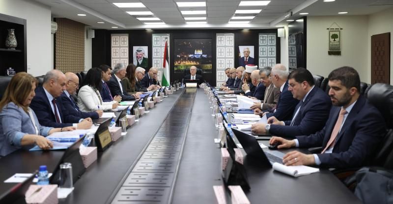 مجلس الوزراء يعتمد ترتيبات الدوام للموظفين العموميين في ضوء استمرار الأزمة المالية