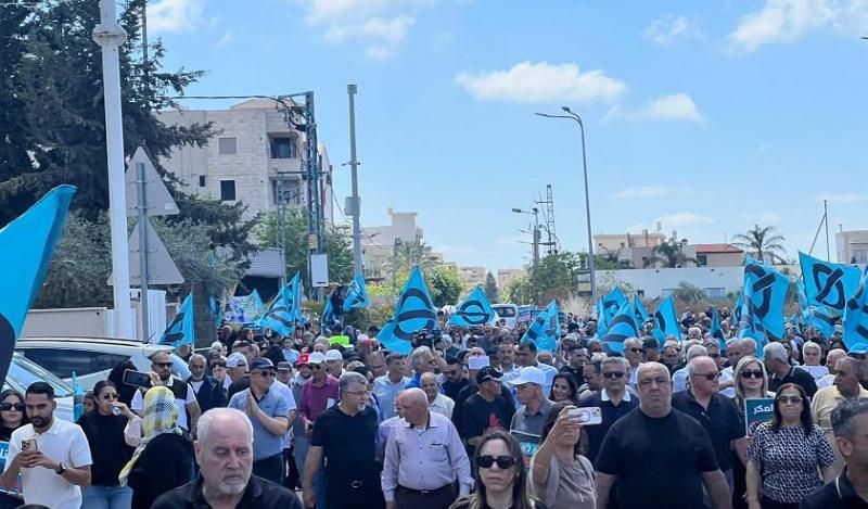 جديدة المكر: المئات يحتجون ضد العنف والجريمة بالداخل