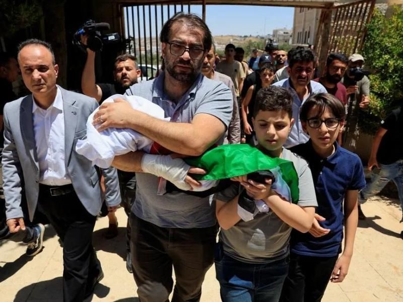 خاص | "بتسيلم" تدحض الرواية الإسرائيلية بشأن استشهاد الرضيع أبو هيكل