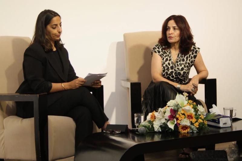 مؤسسة محمود درويش تستضيف الكاتبة أحلام بشارات ضمن برنامج "مبدع في حضرة درويش"