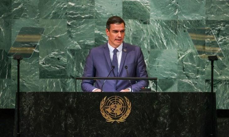 رئيس الوزراء الإسباني يتهم إسرائيل بمواصلة الإبادة في غزة