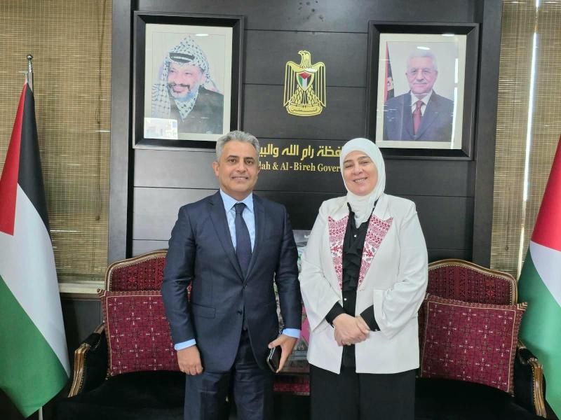 غنام تبحث مع السفير المصري اخر مستجدات الأوضاع في فلسطين  
