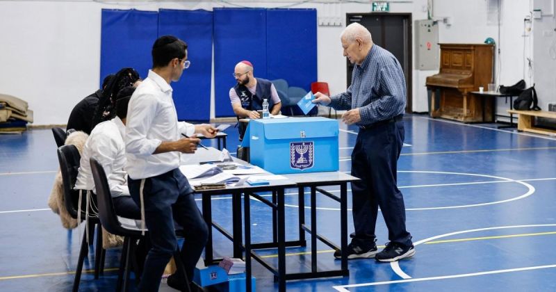 لجنة الانتخابات الإسرائيلية: 16.68% نسبة التصويت للكنيست حتى 10 صباحاً