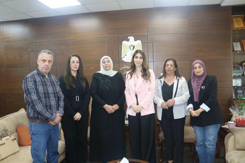 العطاري: التجارب النسوية الجماعية رافعة مهمة للتمكين والصمود