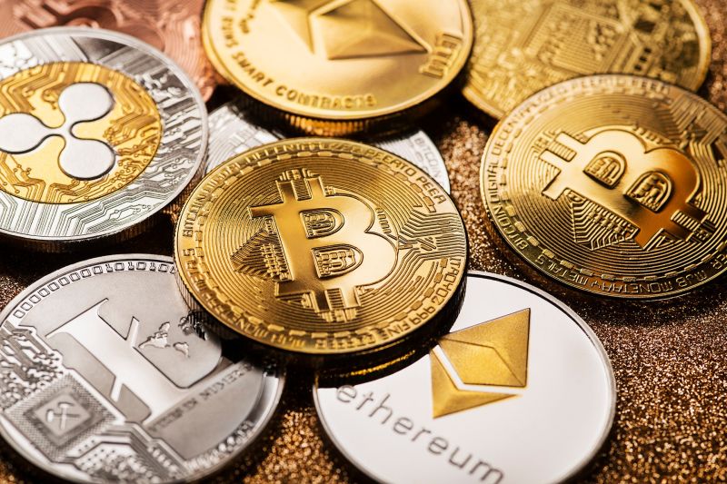 العملات المشفرة.. مال لا تديره البنوك