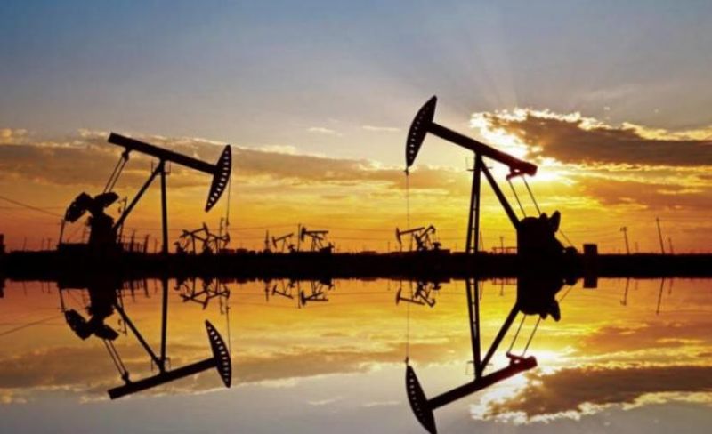 احتياطي النفط الأمريكي يهبط إلى أدنى مستوى منذ 4 عقود بسبب أزمة هرمز
