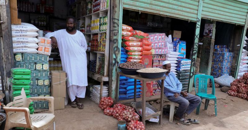 انهيار تاريخي للجنيه السوداني أمام الدولار مع استمرار تداعيات الحرب الاقتصادية