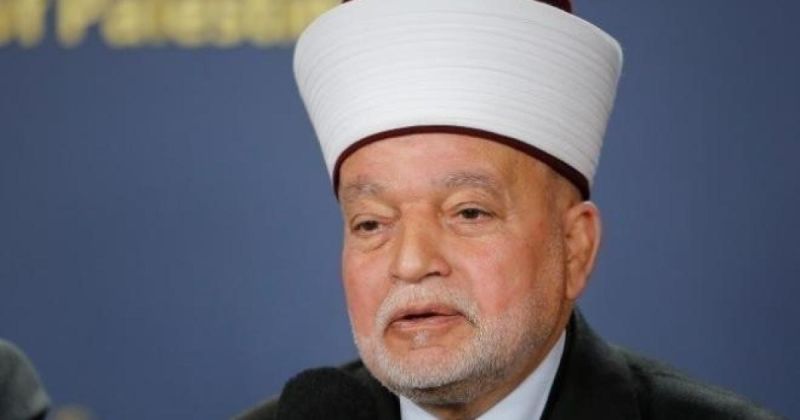 صلاة عيد الأضحى الساعة السادسة وعشر دقائق صباحاً