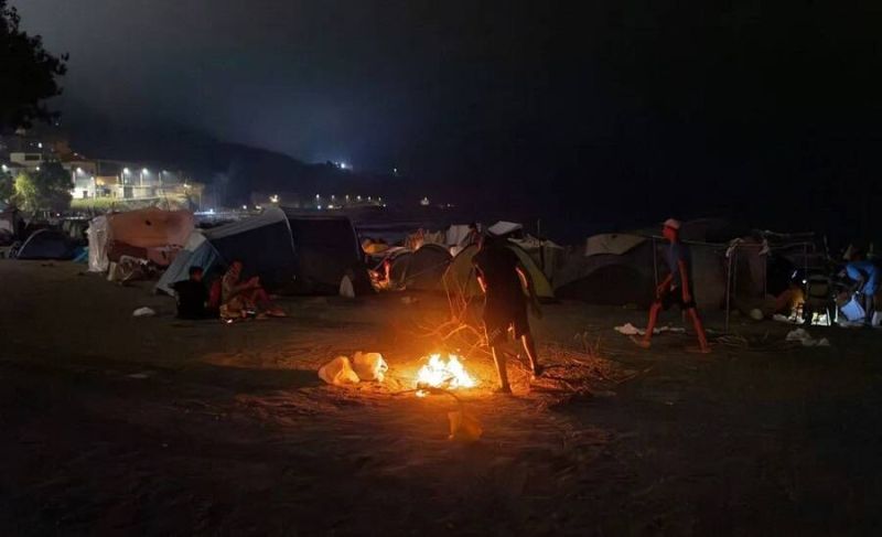 حريق يلتهم أجزاء من مخيم للمهاجرين في سبتة والشرطة ترجح الأسباب العرضية