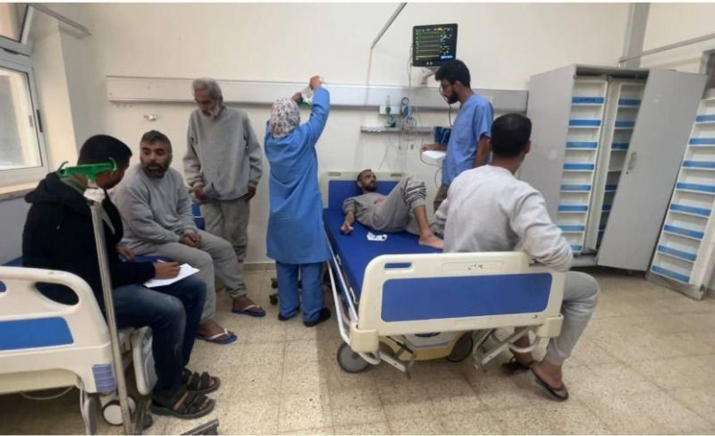 الاحتلال يفرج عن 12 معتقلاً من غزة بينهم عمال وتاجر