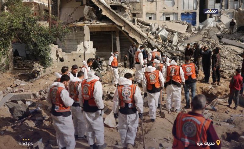 الدفاع المدني: انتشال رفات 4 شهداء من منزل بغزة